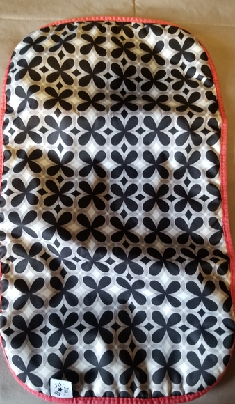 Ju Ju Be Better Be Messenger Style Diaper Bag - Picture 7 of 8